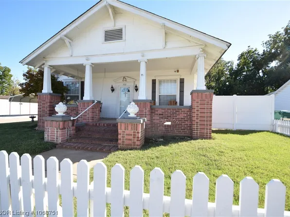 522 E Choctaw Ave, Sallisaw, OK 74955