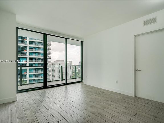 5th image of 1300 S Miami Ave #1709