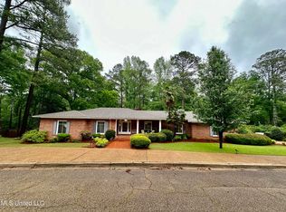 623 Kennedy Dr NW, Magee, MS 39111