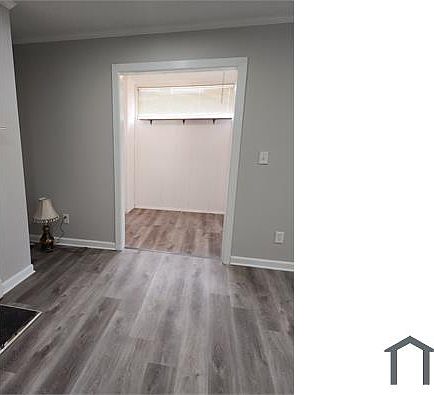 1st image of 63 Place Fontaine #63