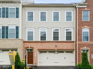 25132 Deerhurst Ter, Chantilly, VA 20152