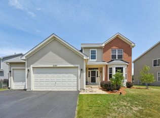 2590 Hennig Rd, Hampshire, IL 60140