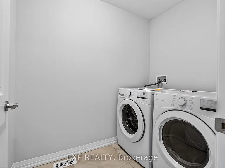 7372 Marvel Dr — Photo 27