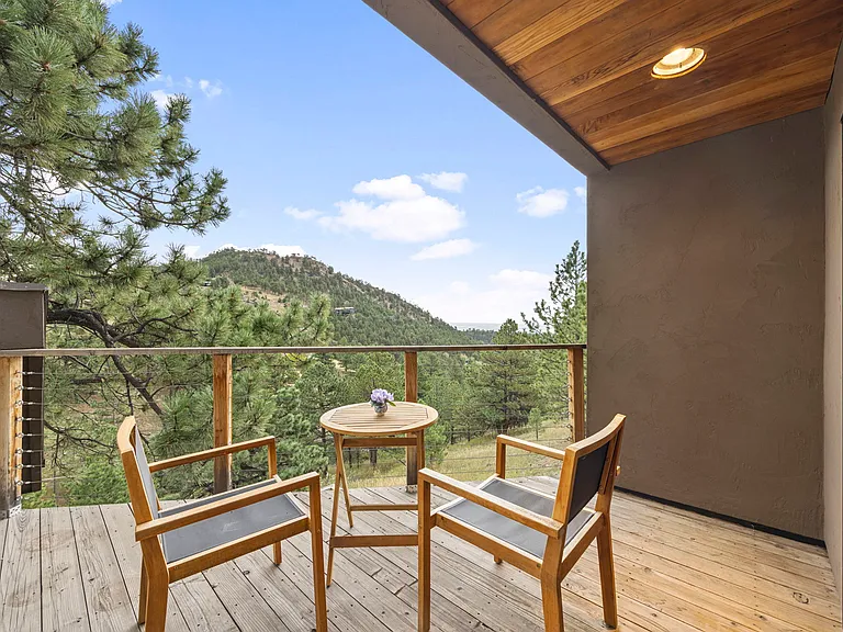 2350 Linden Dr — Photo 42