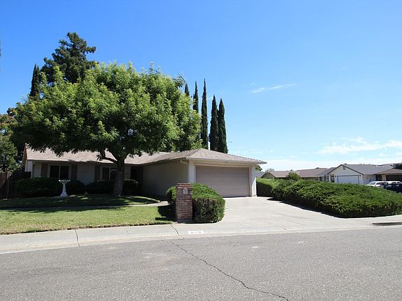 2nd image of 800 Avon Court