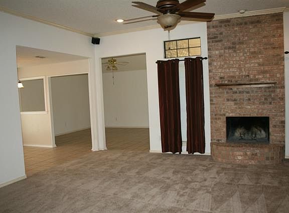 4th image of 3948 Blue Pond Cir