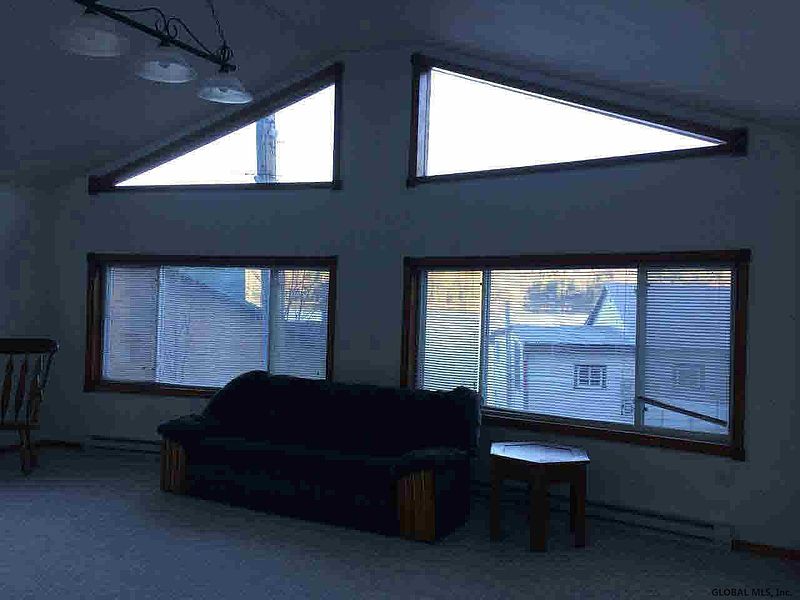 3rd image of 3210 Bilikin Way