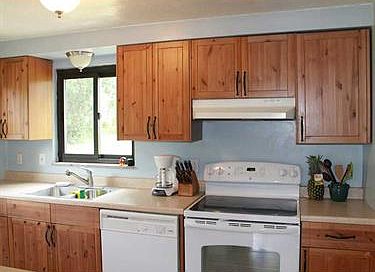 3rd image of 515 Moreland Dr