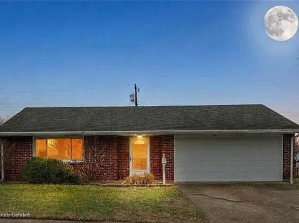 388 Thomas Dr, Franklin, OH 45005