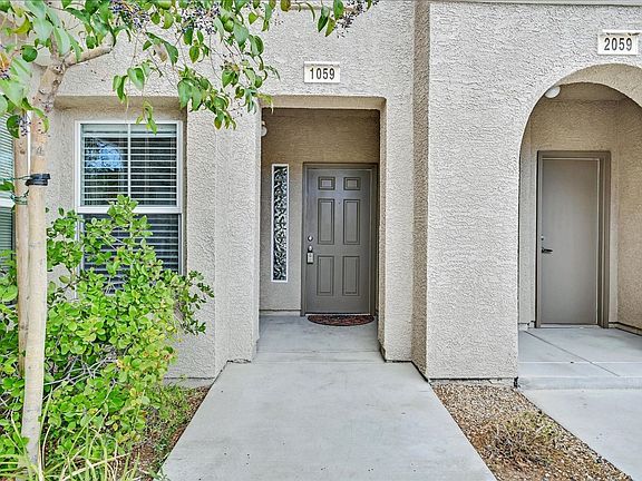 2nd image of 825 Canterra St Unit 1059