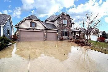 5th image of 10553 Watersedge Ln