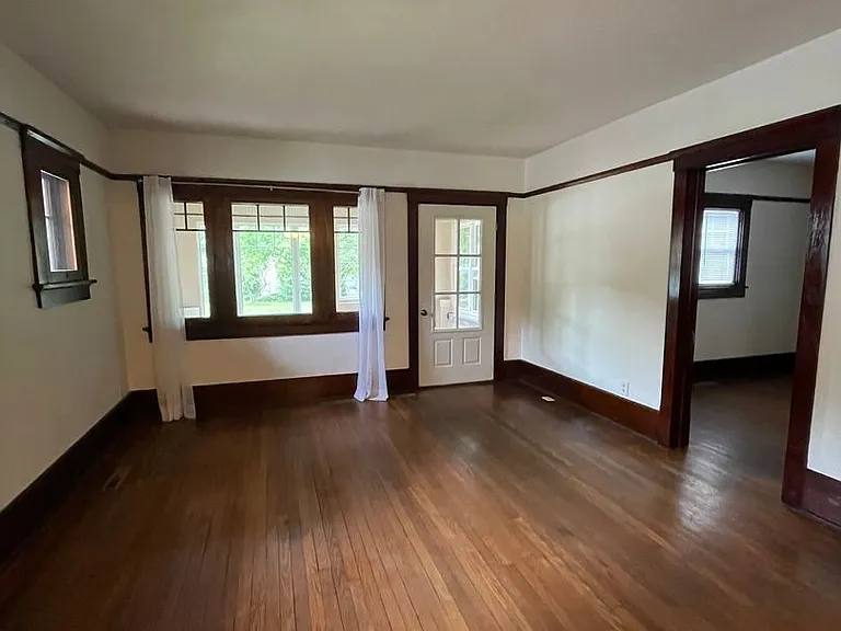 499 Littleton St — Photo 10