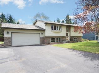 11610 Idaho Ave N, Champlin, MN 55316