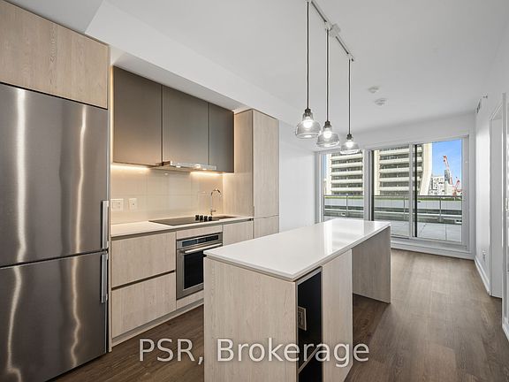 4th image of 25 Ordnance St #501