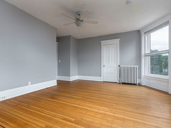 4th image of 1401 S 3rd St APT 8
