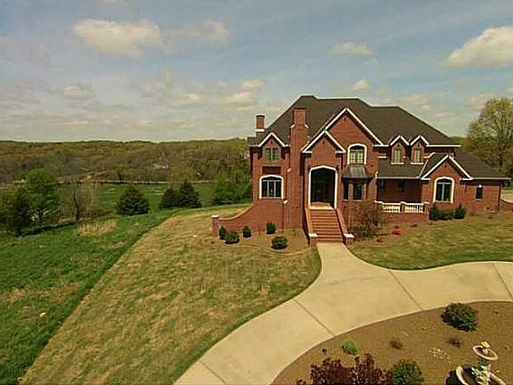2nd image of 8225 Houdan Way