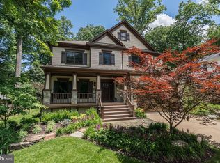 1020 Aponi Rd SE, Vienna, VA 22180