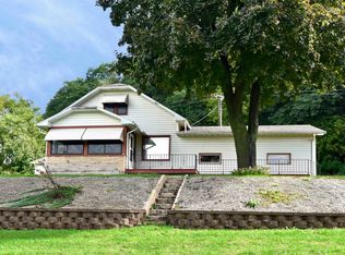 W798 County Rd E, Fountain city, WI 54612