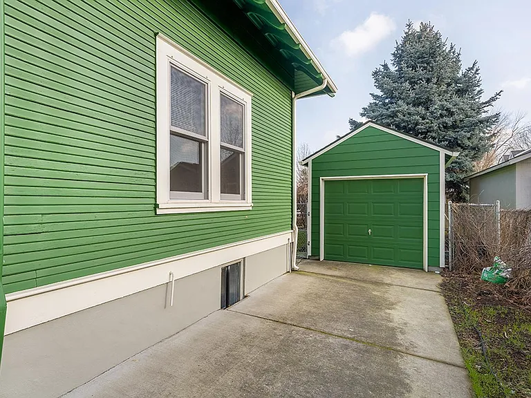 5324 N Maryland Ave — Photo 23