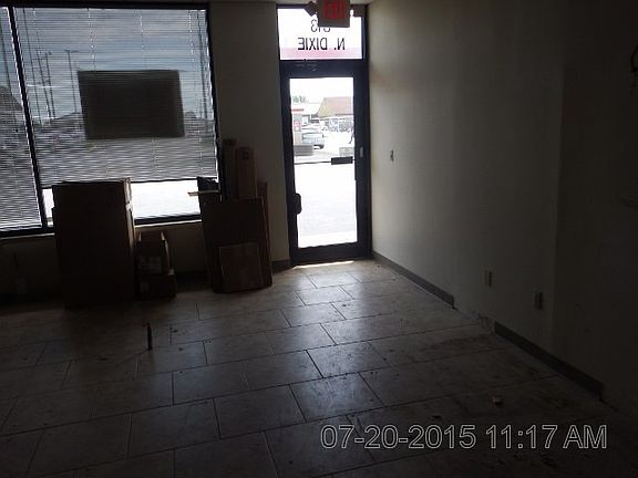4th image of 807 N Dixie Hwy