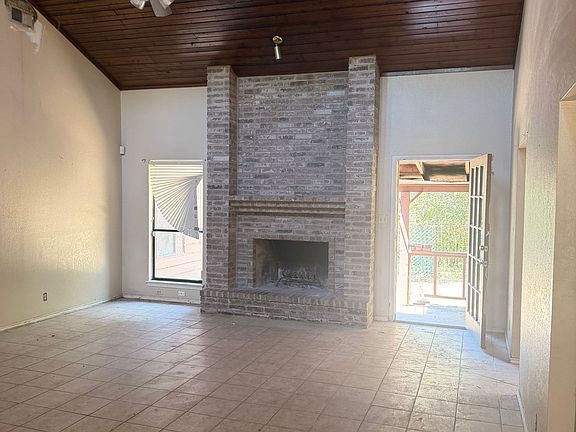 5th image of 3603 Trailway Park