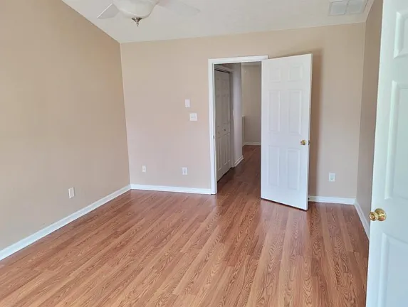 2954 Greyhawk Ln — Photo 10