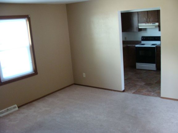 3rd image of 1021 Brookwood Dr