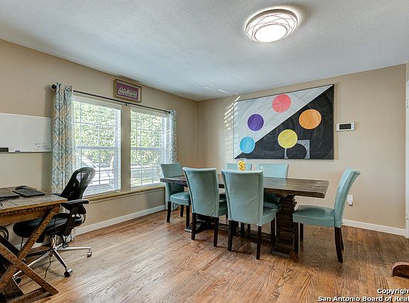 5th image of 315 Goodhue Ave