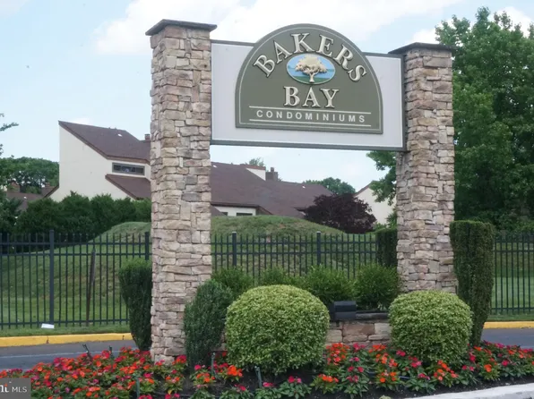 5100 Convent Ln APT 321, Philadelphia, PA 19114