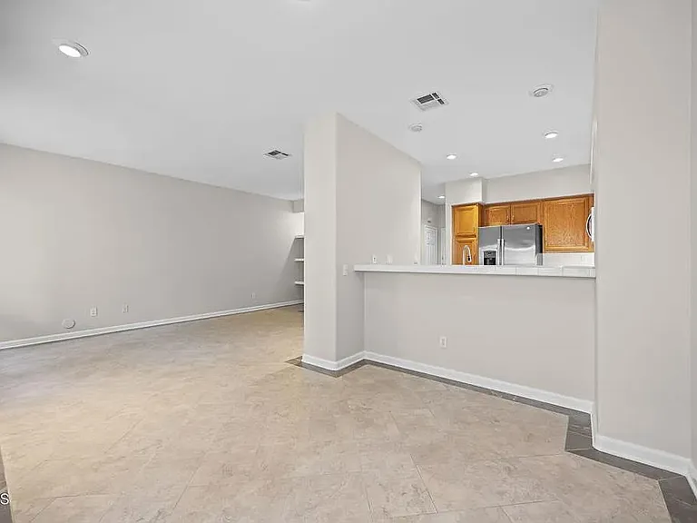 273 Camino Toluca — Photo 2