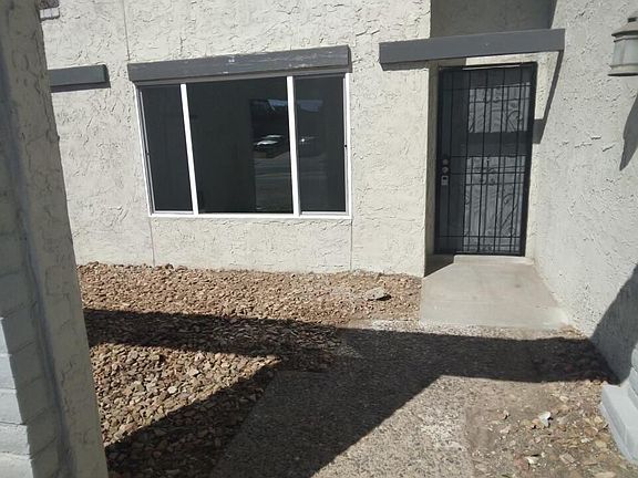 2nd image of 10823 Ivanhoe Dr