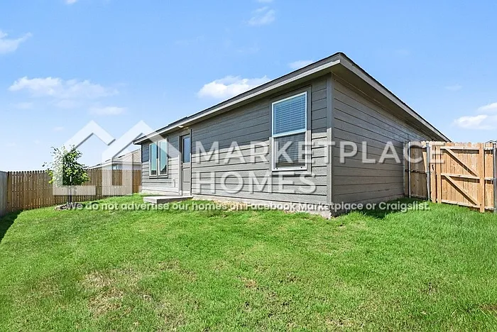 10749 Revolver Dr — Photo 26