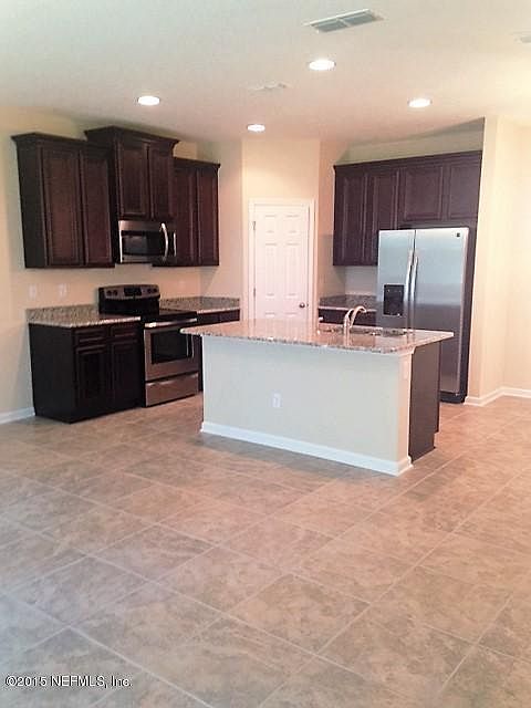 2nd image of 11940 Carson Lake Dr W