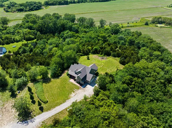 7501 N Onyx Trl, Indianola, IA 50125