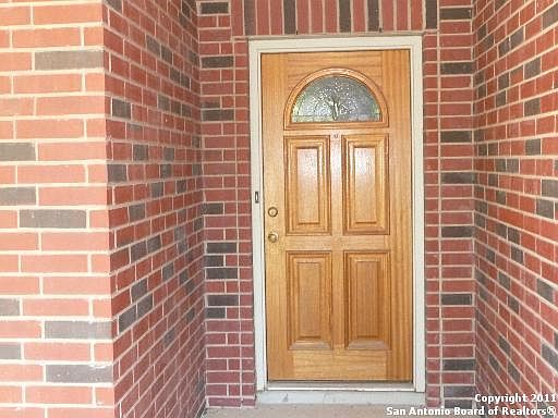 2nd image of 7616 Forest Vale