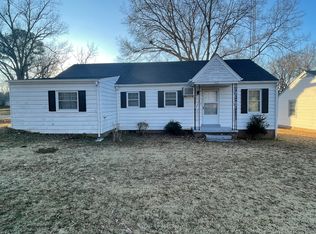 106 Courtland Dr, Jackson, TN 38301