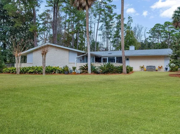 2210 Limerick Dr, Tallahassee, FL 32309