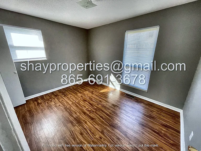 8220 Fallen Rock Dr — Photo 10