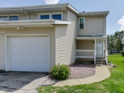 2322 Rainbow Ave APT B, Bloomington, IL, 61704