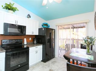 4030 Northlight DR, NAPLES, FL 34112