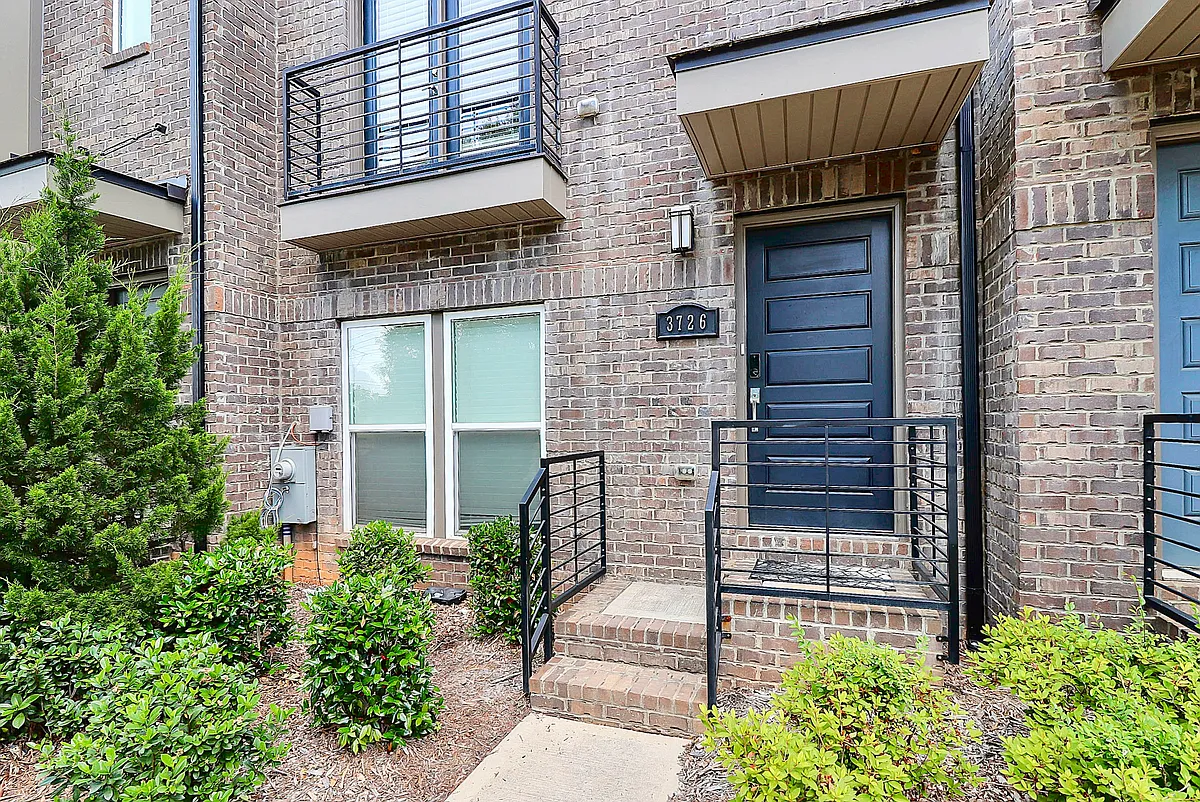 Building Photo - 3726 Sky Haven Dr #1