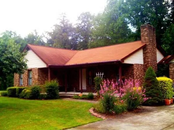 1208 Calvary Ct, London, KY 40741