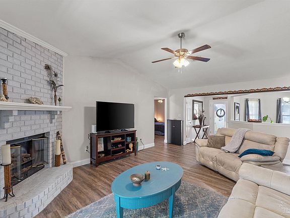 5th image of 10925 Oak Valley Cir