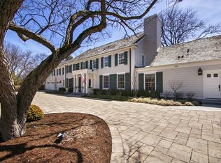 30 Indian Hill Rd, Winnetka, IL 60093