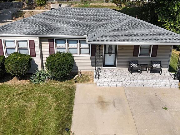 2nd image of 2701 Cedar St