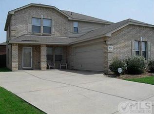 2004 Limestone Dr, Grand Prairie, TX 75052