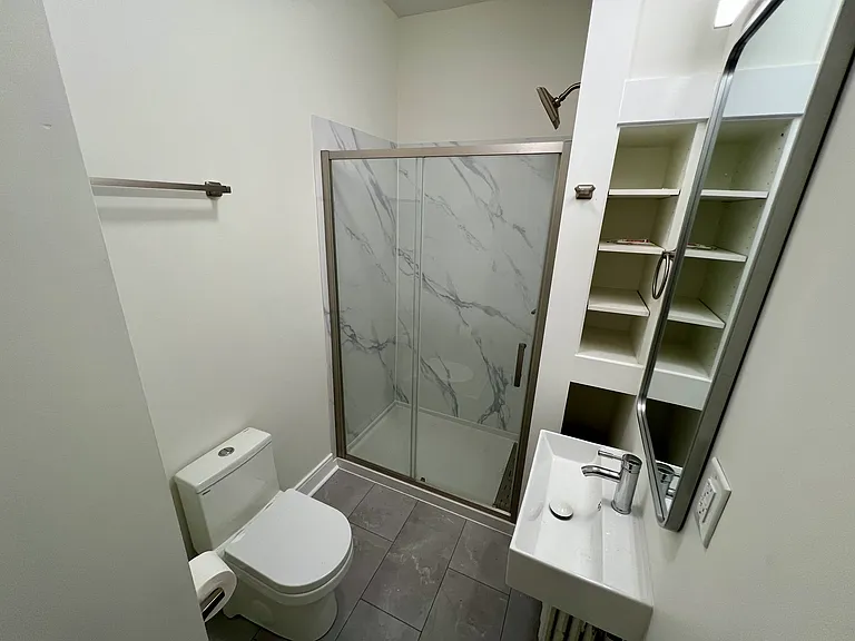 114 Gorland Ave #1 — Photo 8