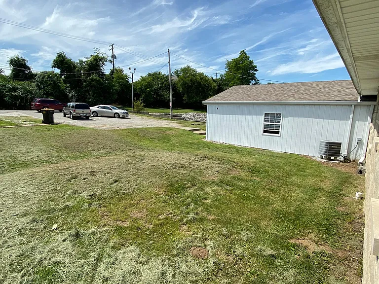 220 E State Road 45 Byp #46 — Photo 3