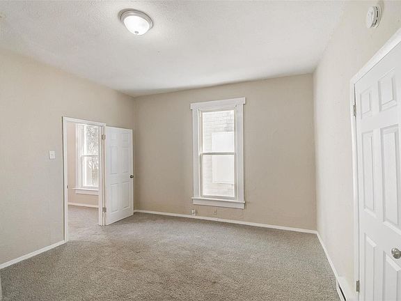 4th image of 6922 Magnolia Ave