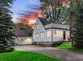 2889 Willowdale Rd, Portage, IN 46368